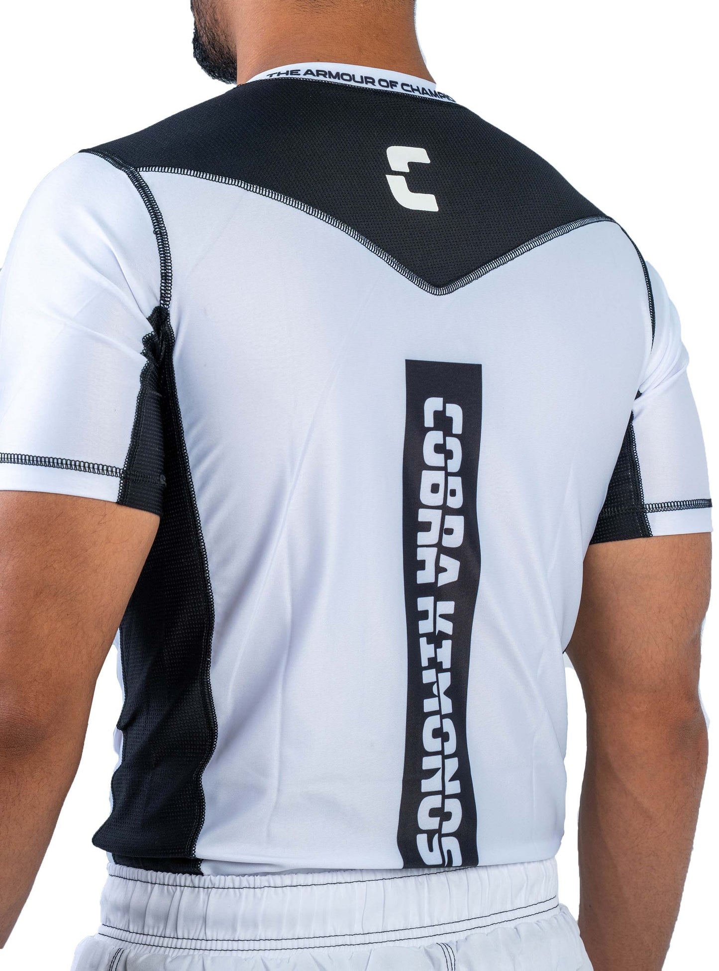 WHITE MIST RASH GUARD