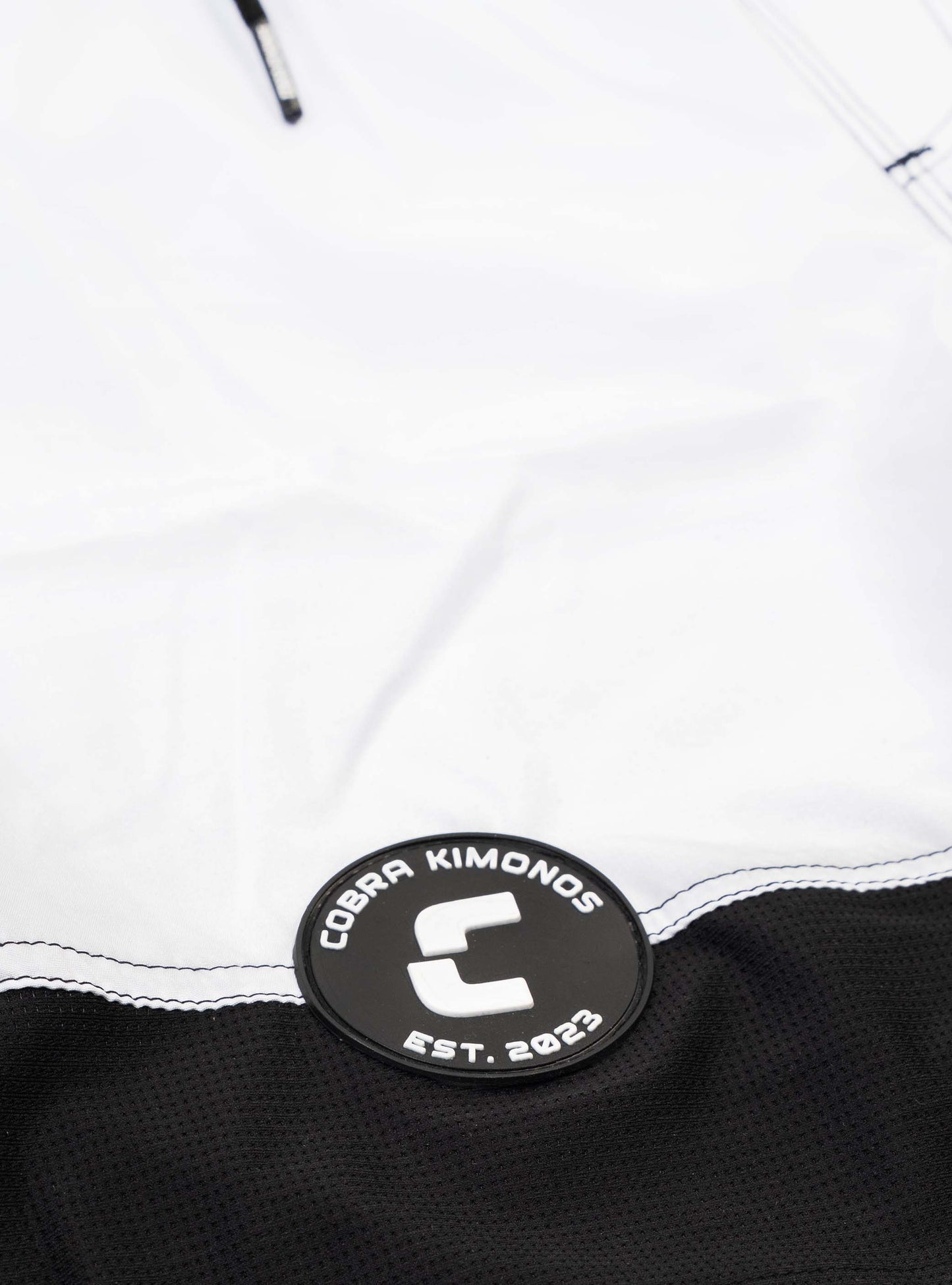 WHITE MIST SHORTS